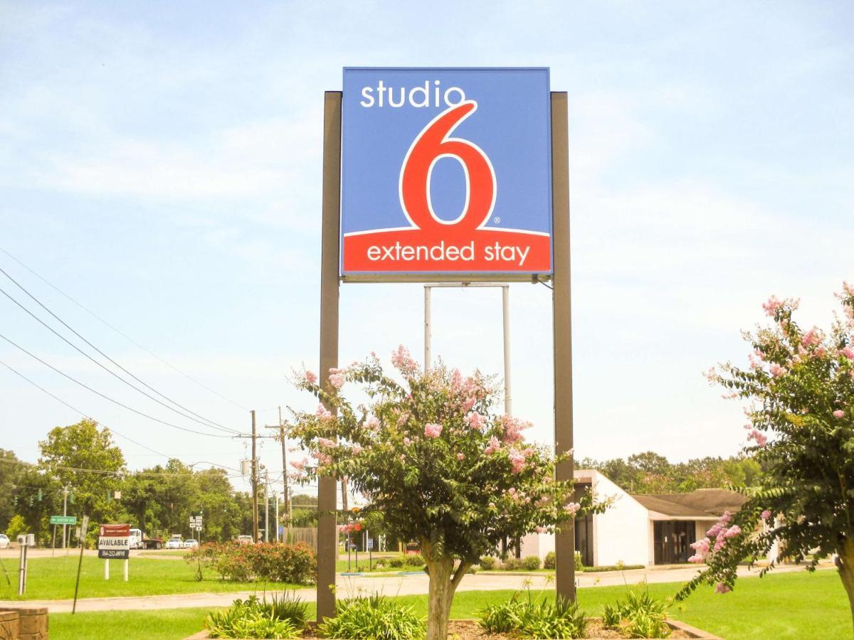 Studio 6-Luling, La Luaran gambar